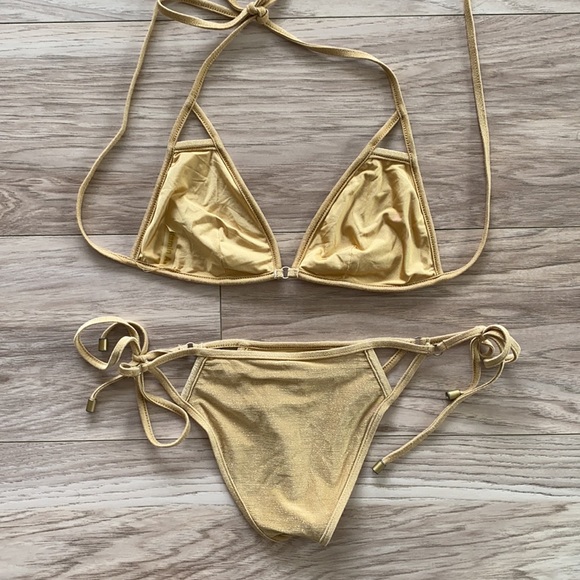 Vitamin A Gold Bikini Set Size Small - Picture 2 of 5